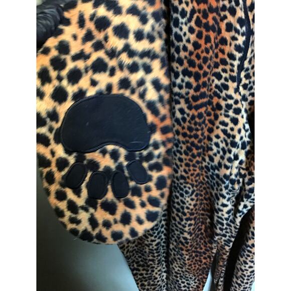 Xhilaration leopard print plush hooded onesie Sz.XXL Warm, Comfy, Footie Pajamas - Picture 5 of 9